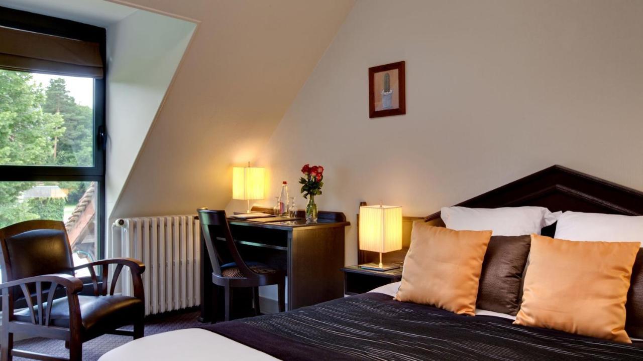Le Pavillon De Gouffern Hotell Silli-en-Gouffern Eksteriør bilde