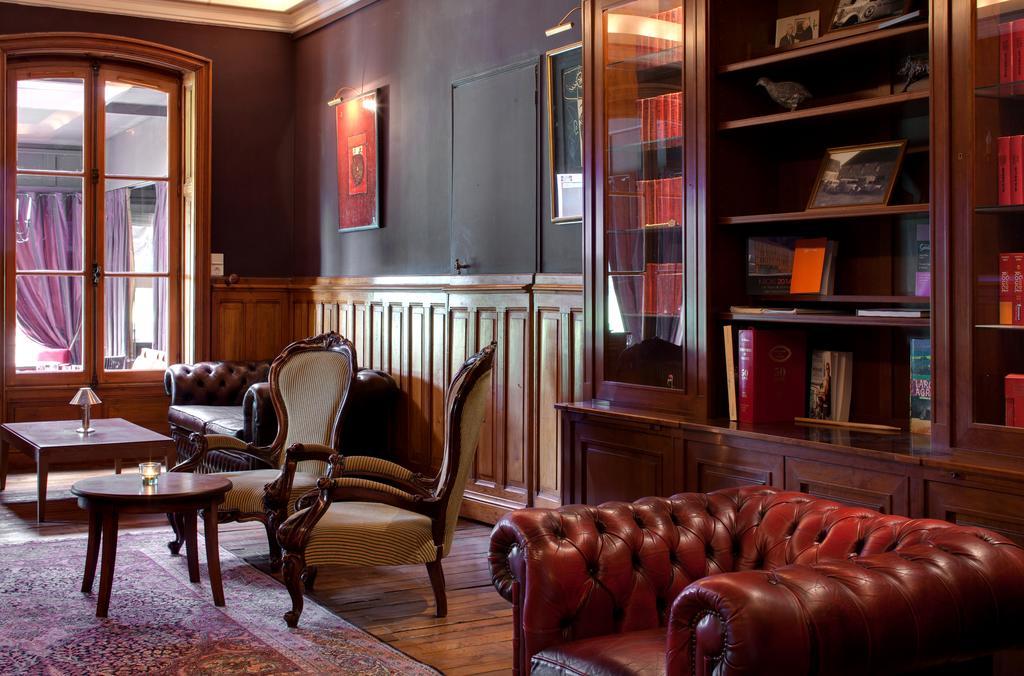 Le Pavillon De Gouffern Hotell Silli-en-Gouffern Eksteriør bilde