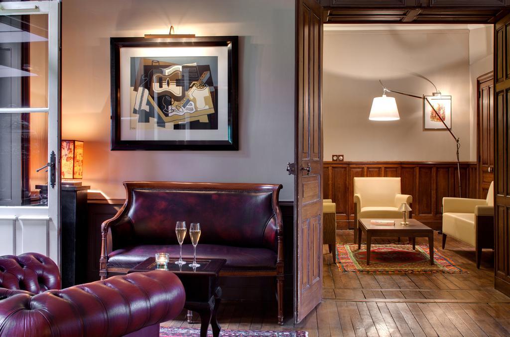 Le Pavillon De Gouffern Hotell Silli-en-Gouffern Eksteriør bilde