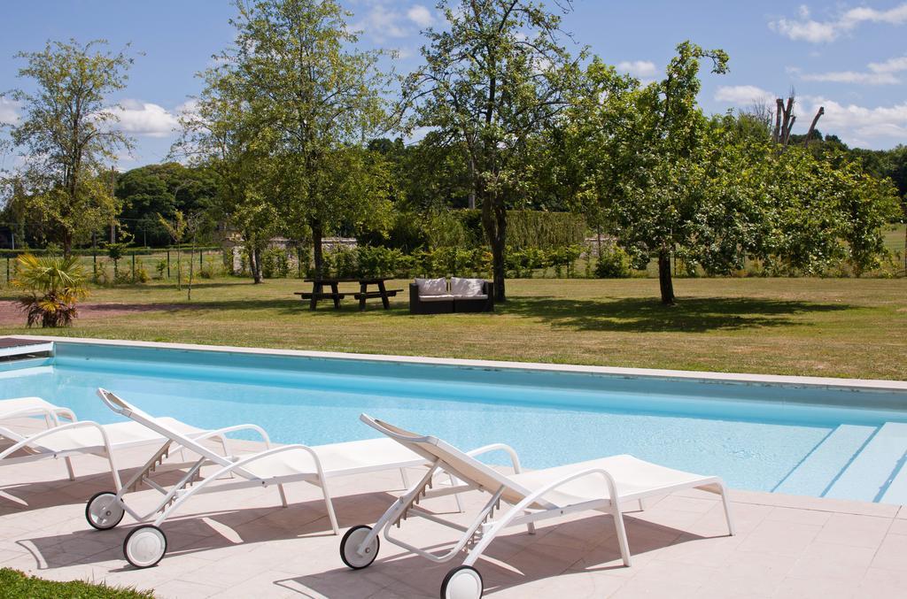 Le Pavillon De Gouffern Hotell Silli-en-Gouffern Eksteriør bilde